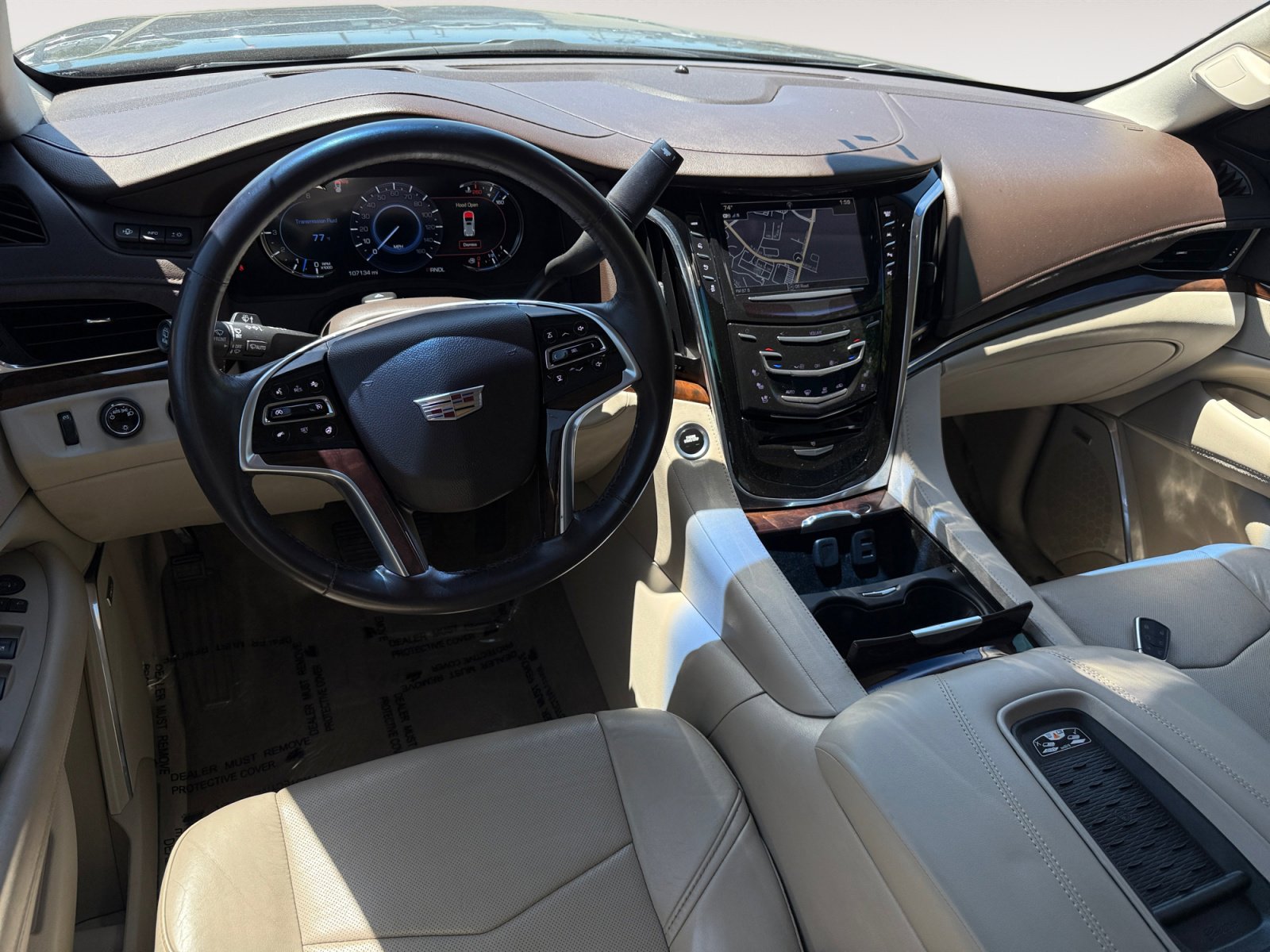 Used 2017 Cadillac Escalade Luxury AWD/4WD image 15