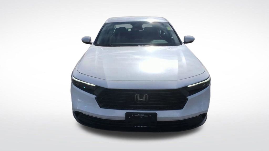 Used 2025 Honda Accord LX image 3