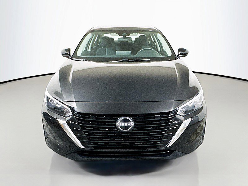 Used 2025 Nissan Sentra SV w/ Trunk Package image 2