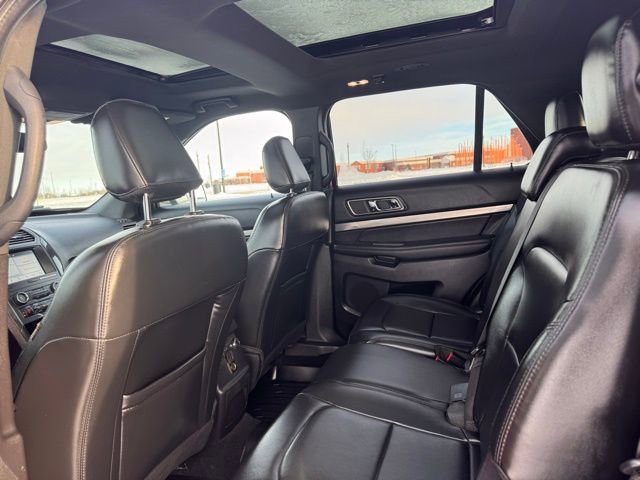 Used 2019 Ford Explorer XLT w/ Equipment Group 202A image 30