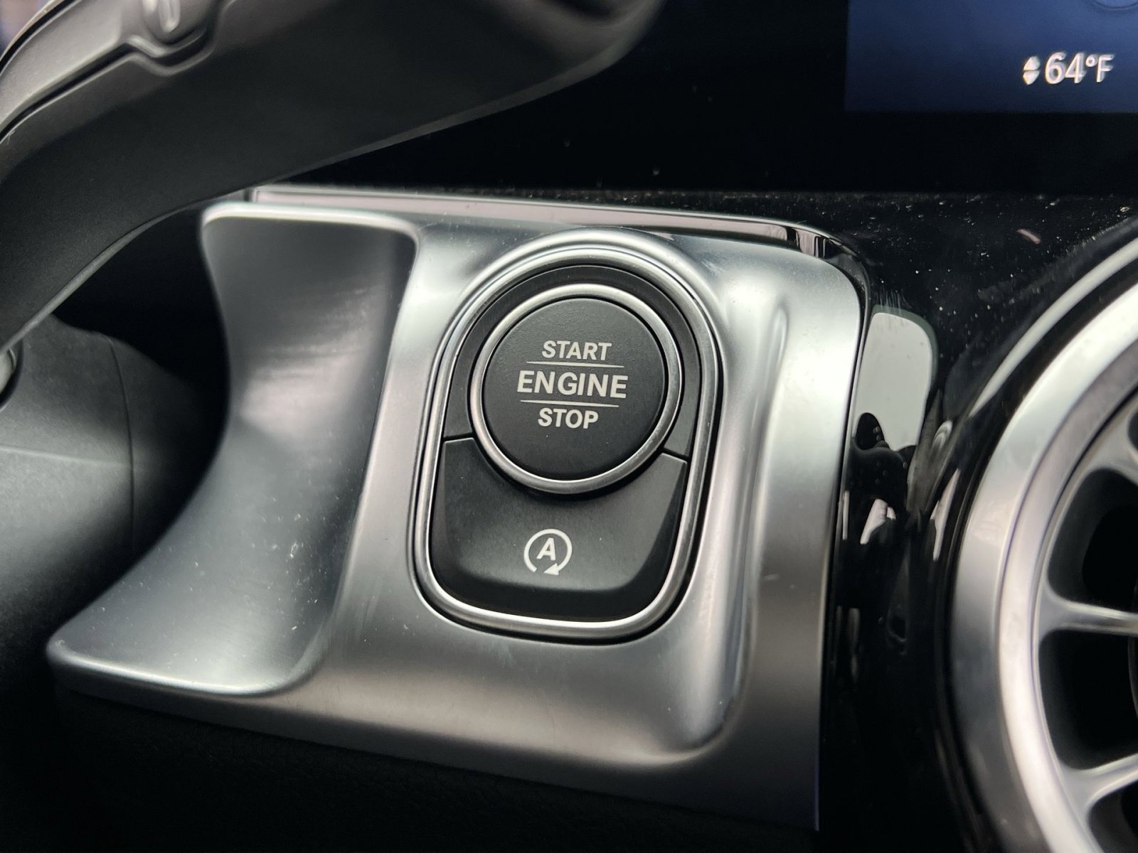 New 2026 Mercedes-Benz GLB 250 4MATIC image 31