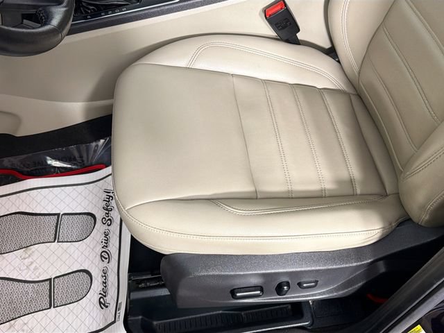 Used 2019 Ford Escape SEL AWD/4WD image 18