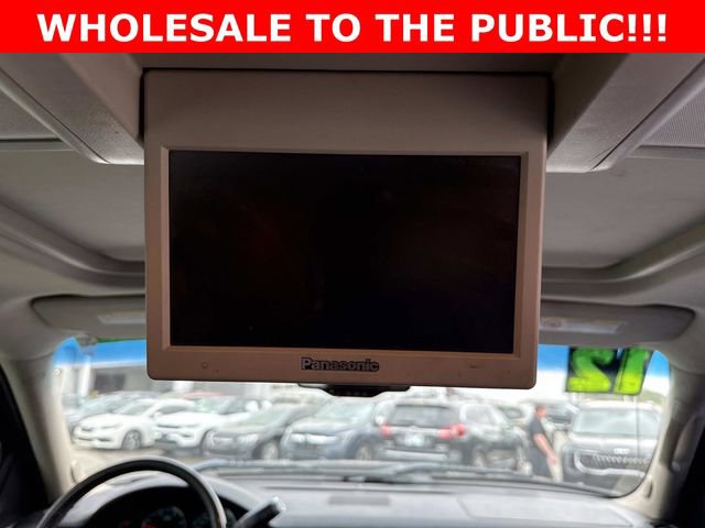 Used 2012 GMC Sierra 2500 Denali w/ Suspension Package, Off-Road image 4