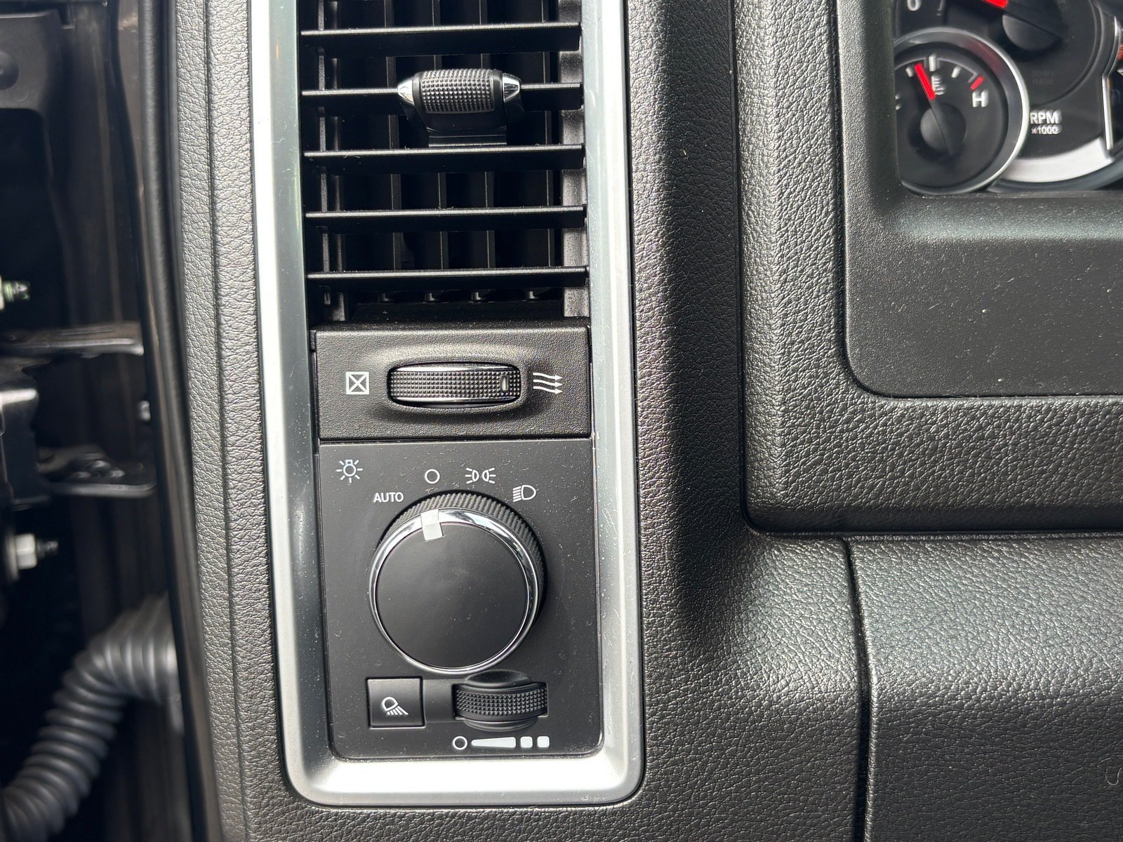 Used 2022 RAM 1500 Warlock w/ Electronics Group AWD/4WD image 27