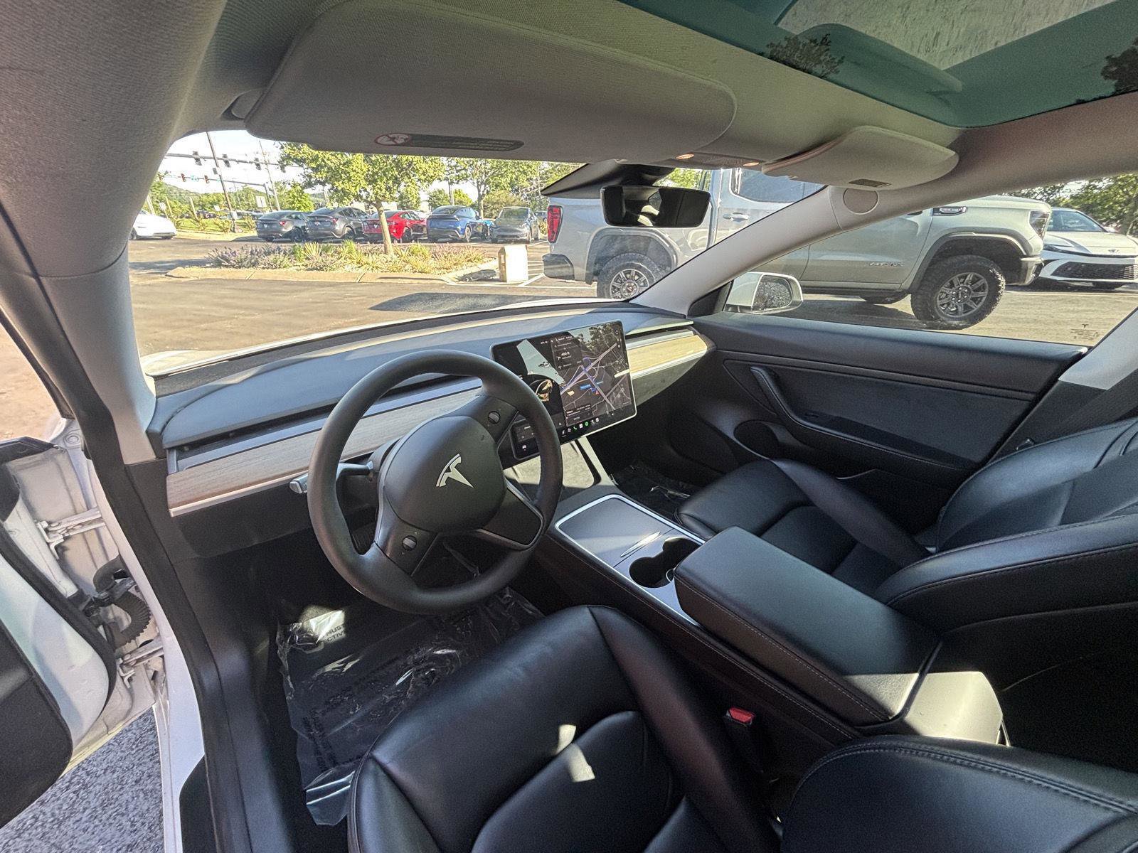 Used 2021 Tesla Model 3 Standard Range Plus RWD image 16