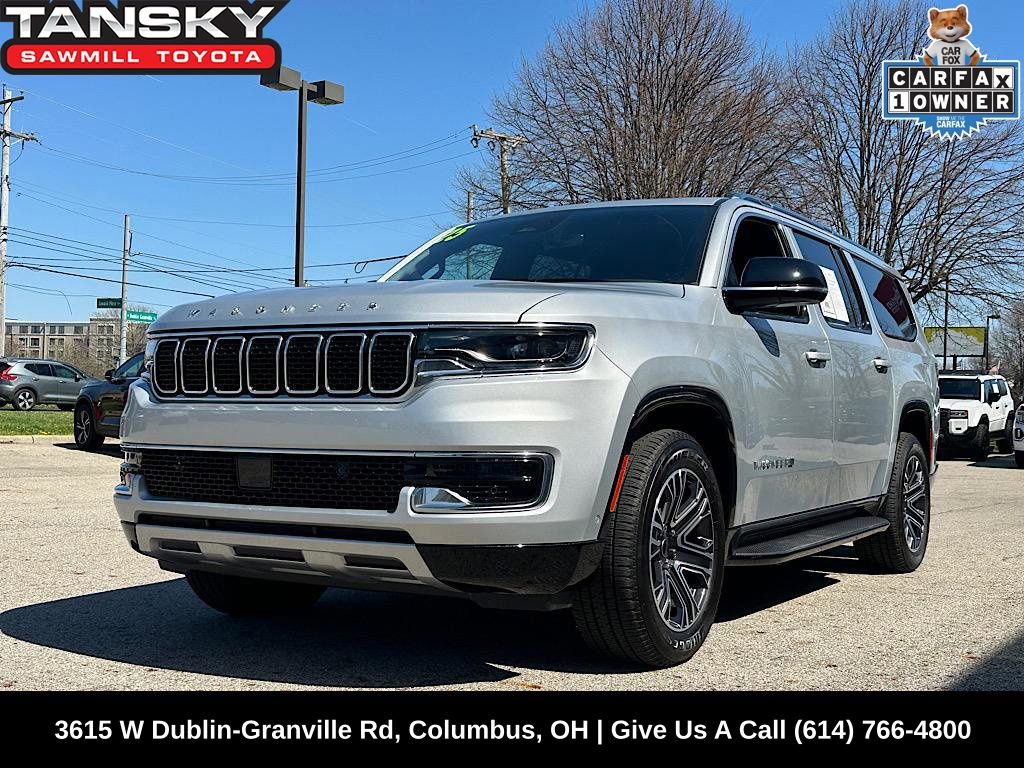 Used 2025 Jeep Wagoneer L Series II w/ 8-pass Seating Package image 1