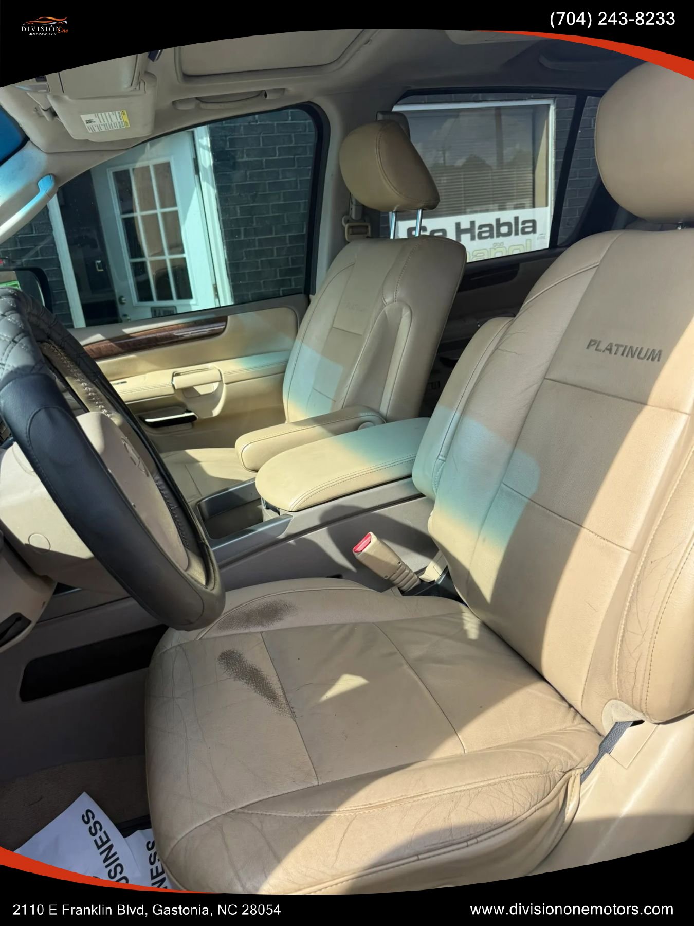 Used 2011 Nissan Armada Platinum w/ 2nd Row Captain Seat Pkg RWD image 8