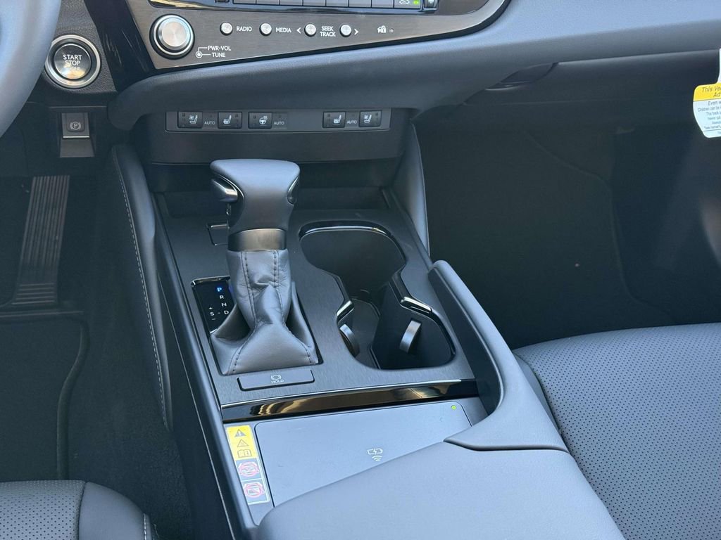 Used 2025 Lexus ES 350 w/ Premium Package image 19