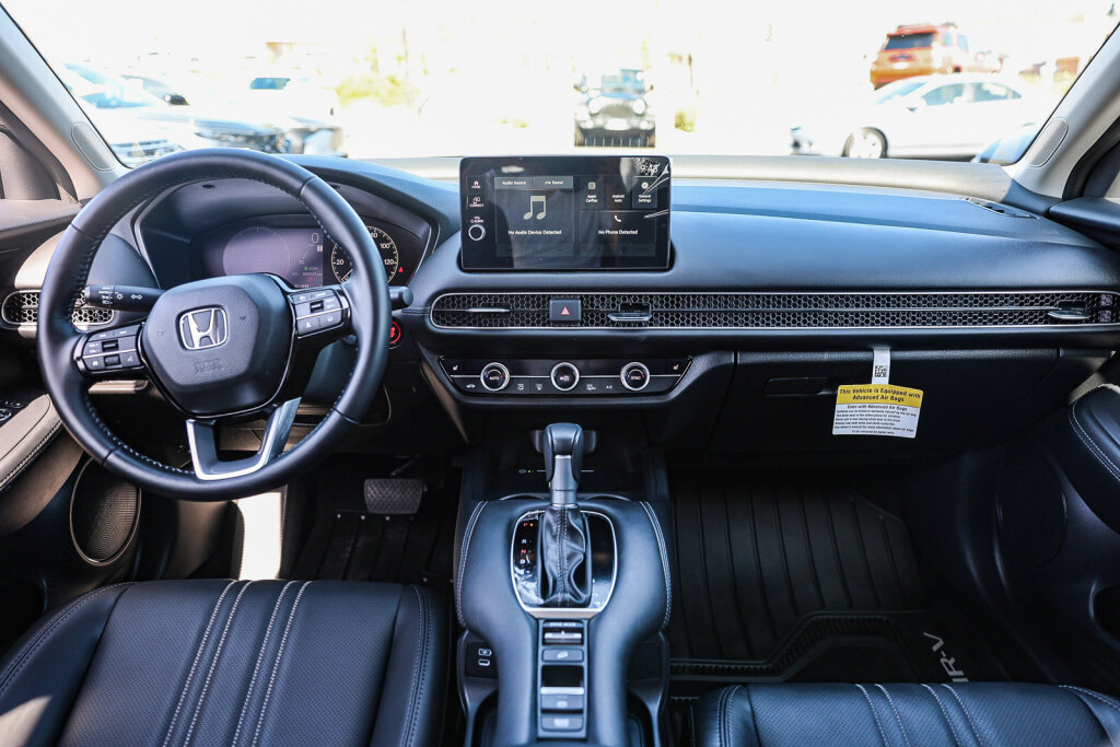 Used 2027 Honda HR-V EX-L image 2
