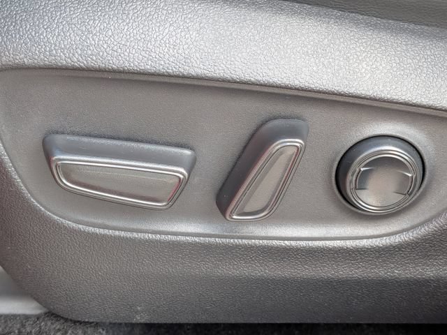 Used 2026 Toyota Highlander Platinum AWD/4WD image 21