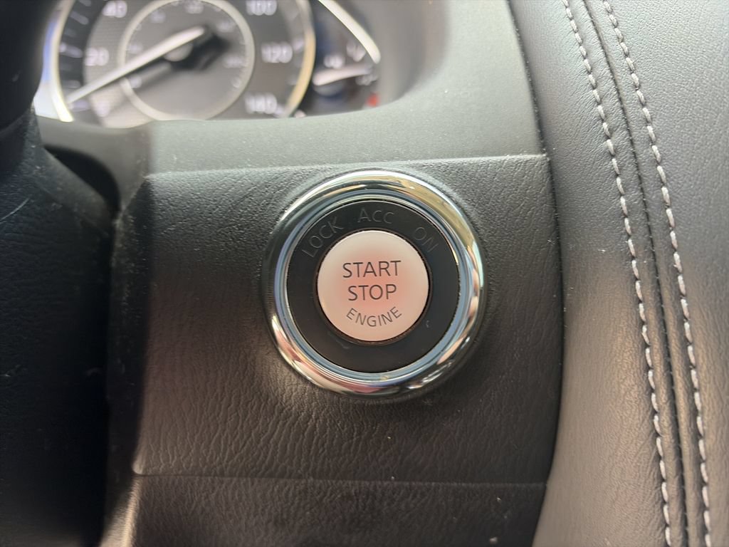 Used 2020 Nissan Armada SL w/ Premium Package RWD image 29