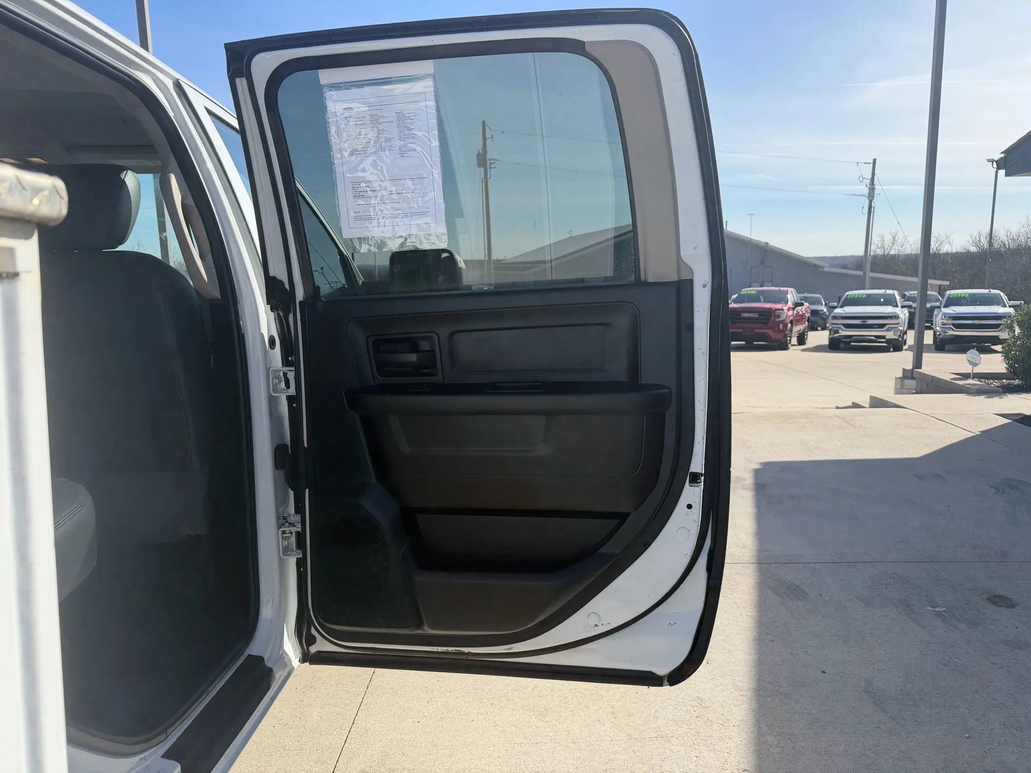 Used 2018 RAM 3500 Tradesman w/ Chrome Appearance Group AWD/4WD image 44