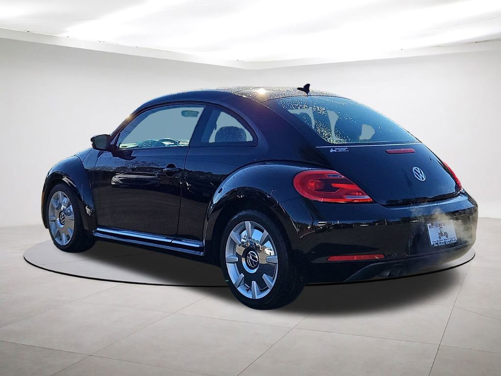 Used 2012 Volkswagen Beetle 2.5 image 5
