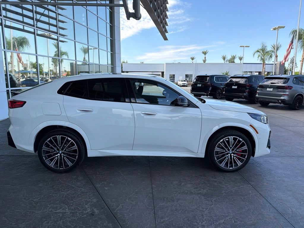 New 2026 BMW X2 xDrive28i w/ Technology Package AWD/4WD image 3