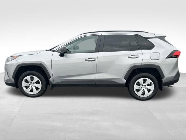Used 2020 Toyota RAV4 LE w/ Carpet Mat Package FWD image 2