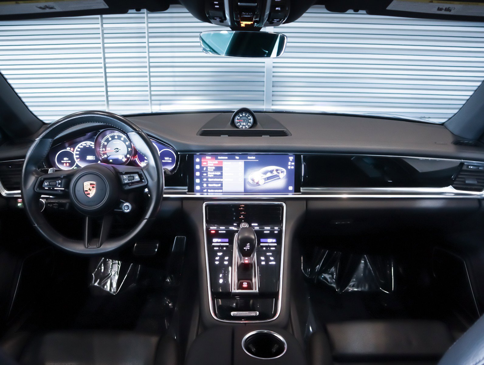 Certified 2022 Porsche Panamera 4S image 15