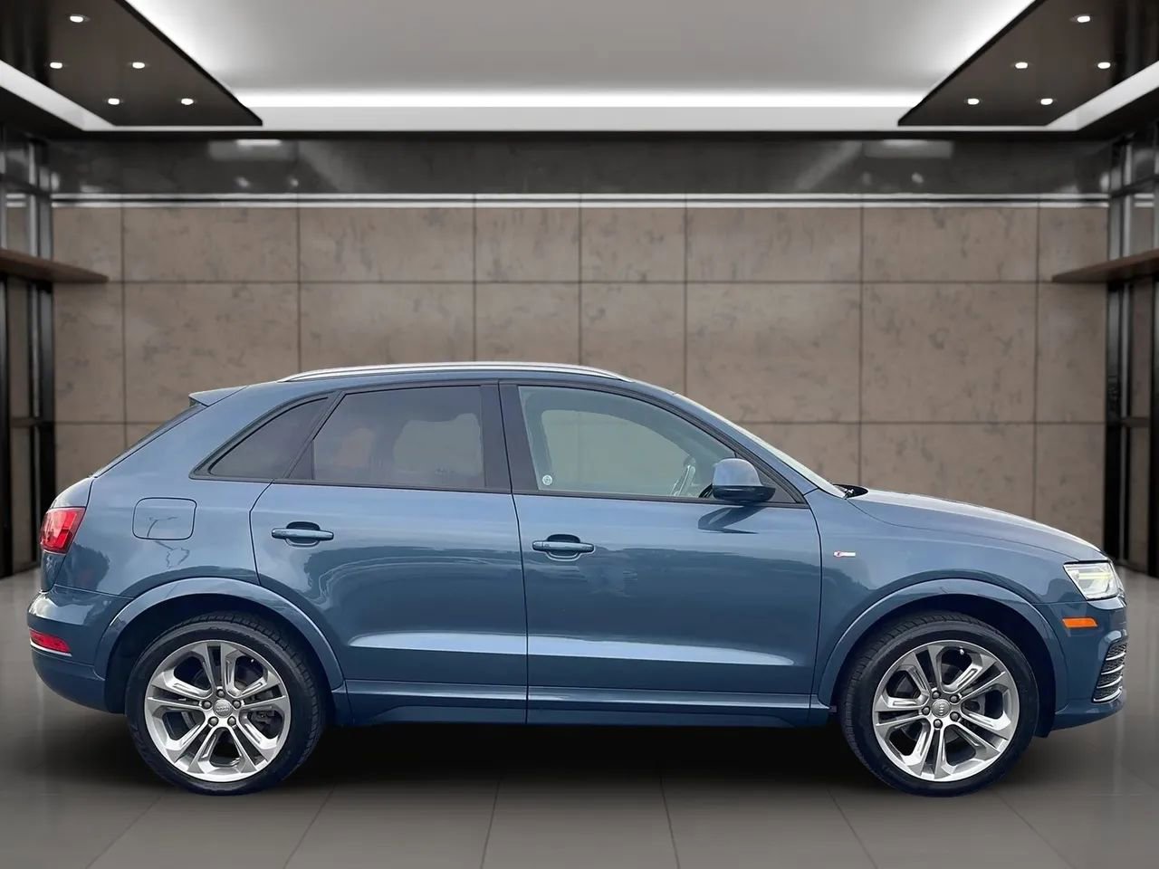Used 2018 Audi Q3 2.0T Premium w/ Convenience Package image 7
