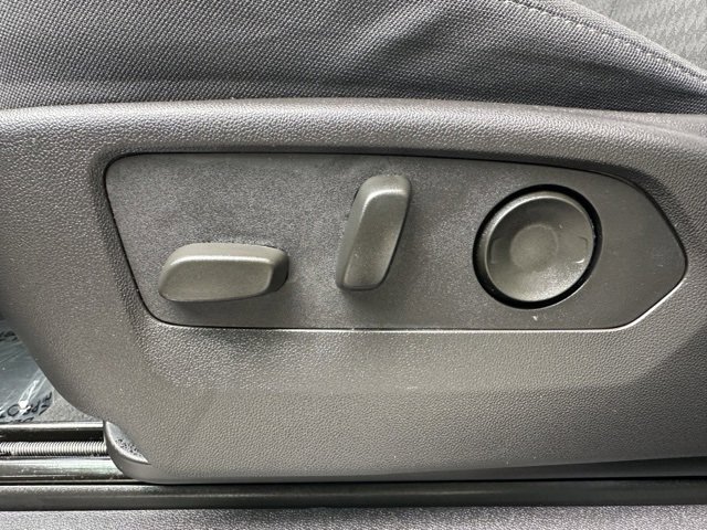 Used 2024 Chevrolet Silverado 1500 LT Trail Boss image 21