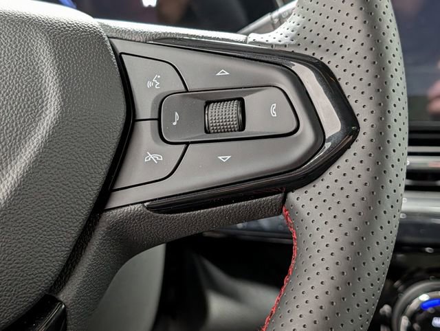 New 2026 Chevrolet Trax RS w/ Sunroof Package image 21