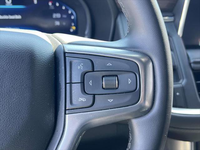 Used 2024 Chevrolet Suburban LT AWD/4WD image 25