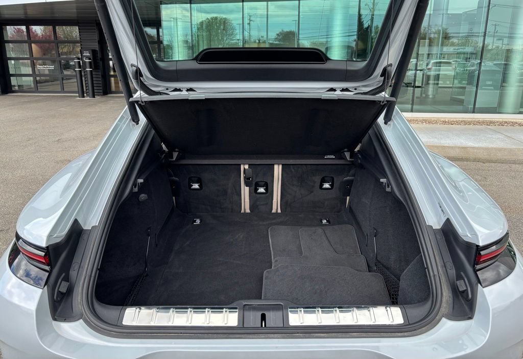 Certified 2025 Porsche Panamera 4 AWD/4WD image 11