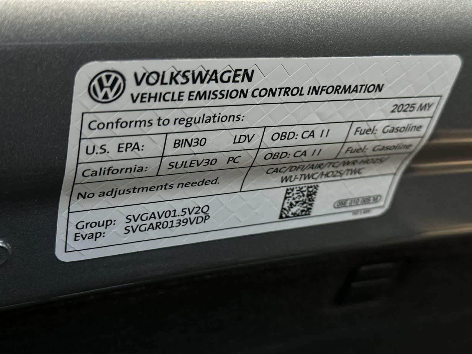 Used 2025 Volkswagen Jetta SE FWD image 29