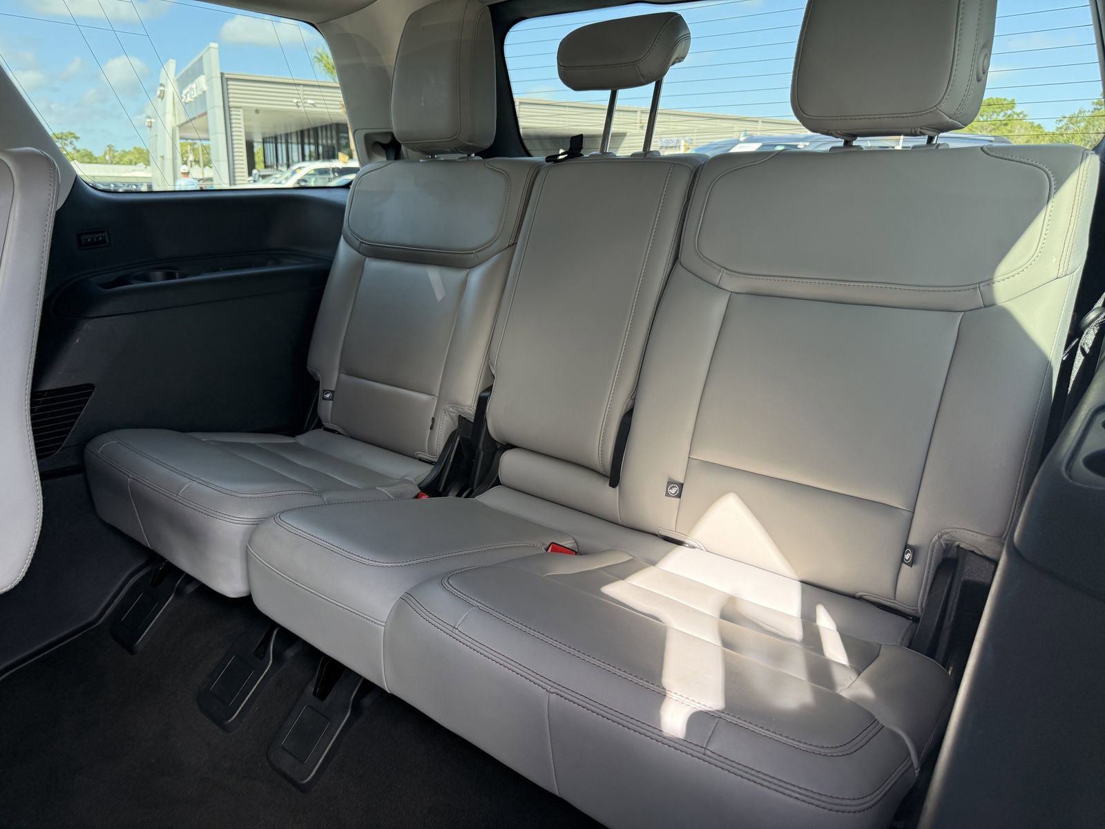 Certified 2025 Ford Expedition Active AWD/4WD image 22