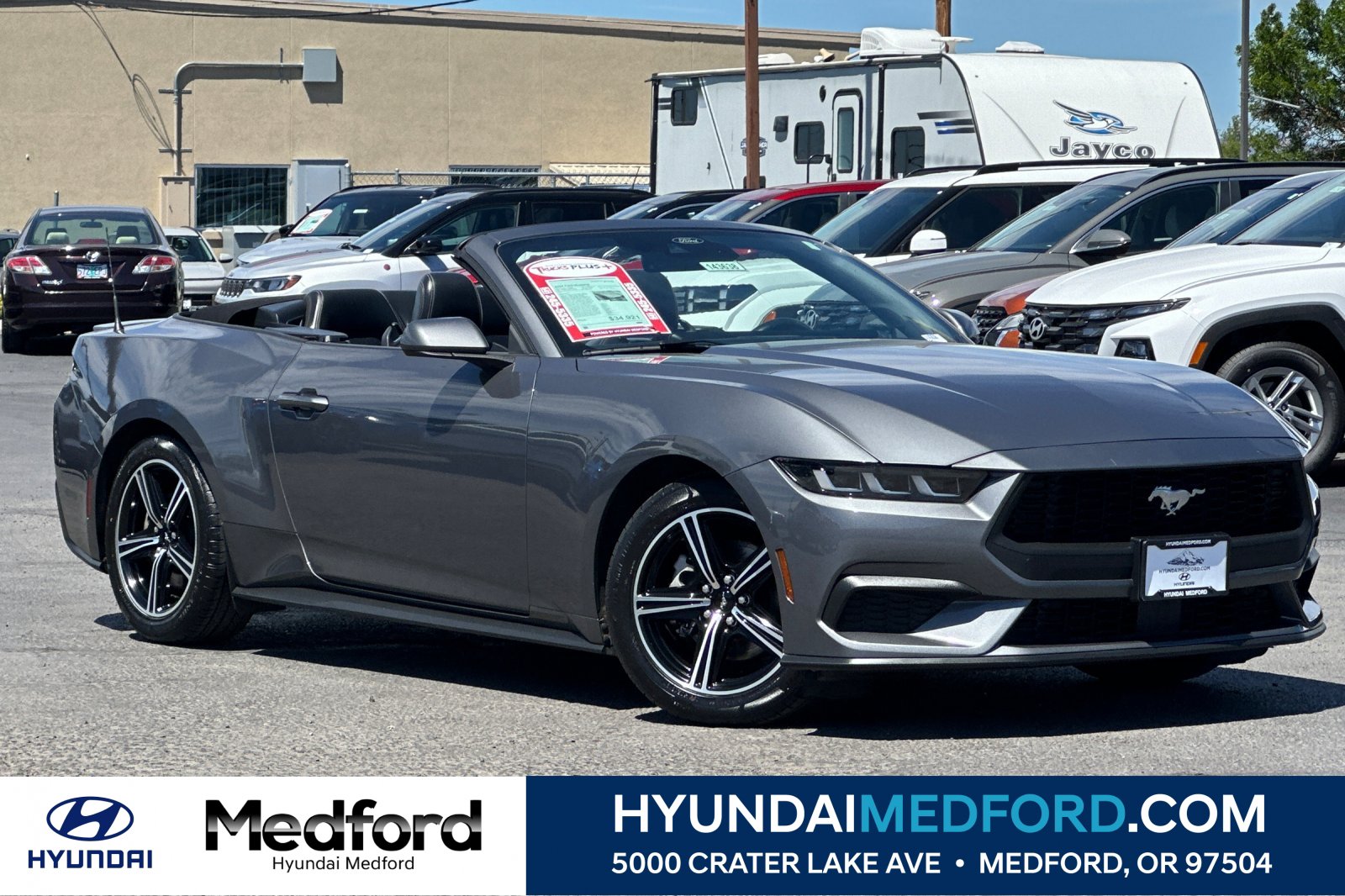 Used 2024 Ford Mustang Premium RWD image 1