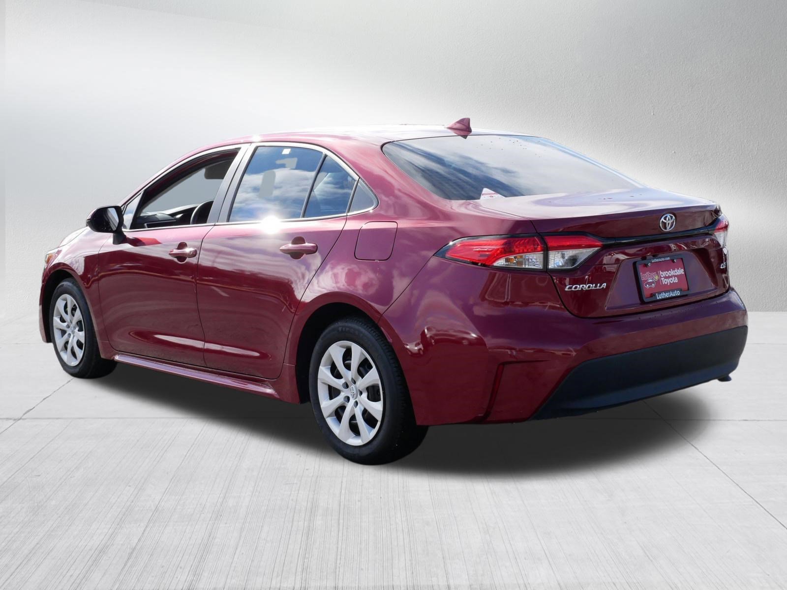 Certified 2025 Toyota Corolla LE image 5