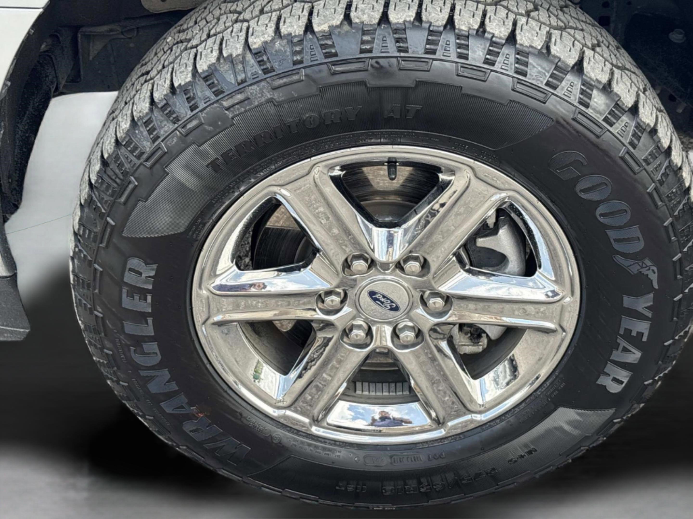 Used 2025 Ford F150 XLT w/ Equipment Group 301A Standard AWD/4WD image 10