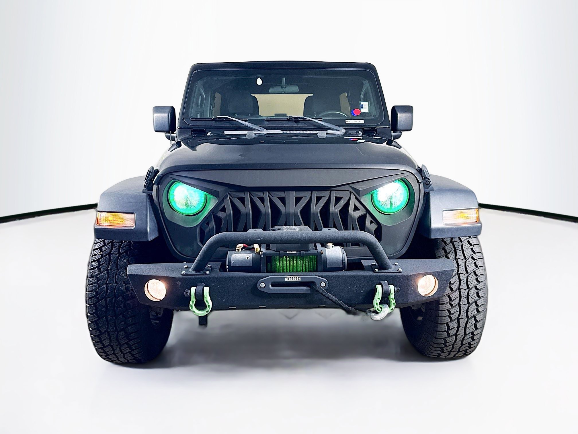 Used 2019 Jeep Wrangler Unlimited Sport S AWD/4WD image 3