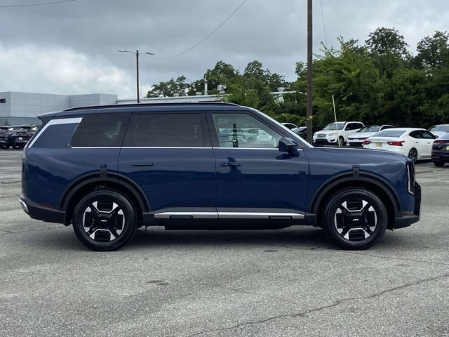 New 2027 Kia Telluride EX w/ Towing Package FWD image 2
