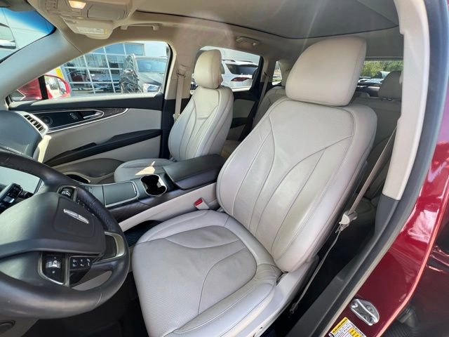 Used 2019 Lincoln Nautilus Reserve image 22
