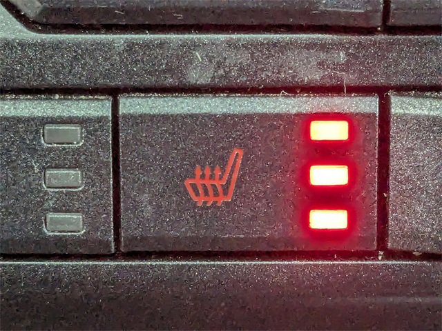 Used 2018 Ford F150 Raptor w/ Equipment Group 802A Luxury image 25