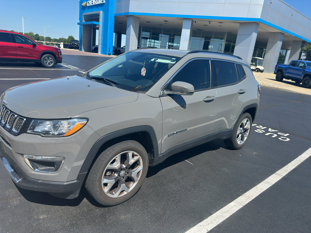 Used 2019 Jeep Compass Limited AWD/4WD video 1