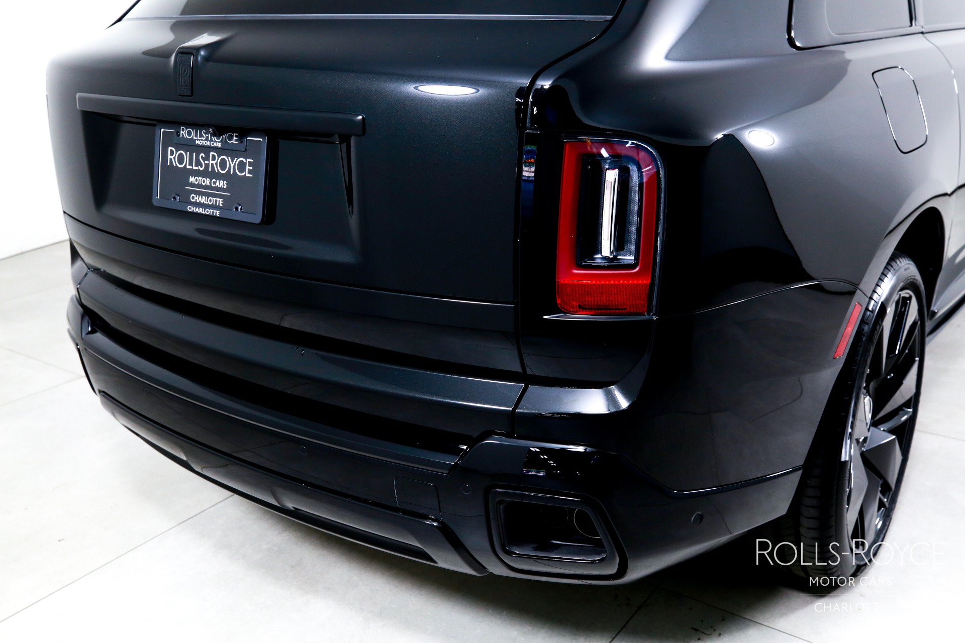 Used 2026 Rolls-Royce Cullinan AWD/4WD image 42