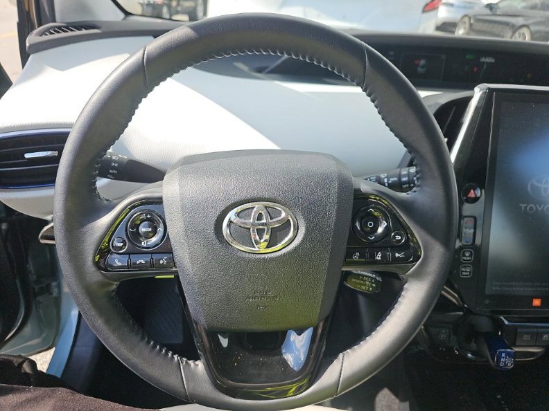 Used 2019 Toyota Prius Limited image 6