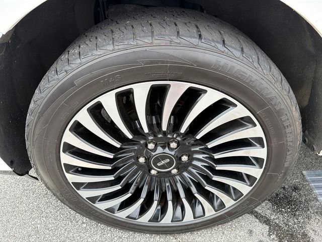 Used 2019 Lincoln Navigator L Black Label w/ Cargo Package image 11