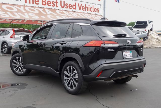 Certified 2023 Toyota Corolla Cross XLE w/ Convenience Package image 11