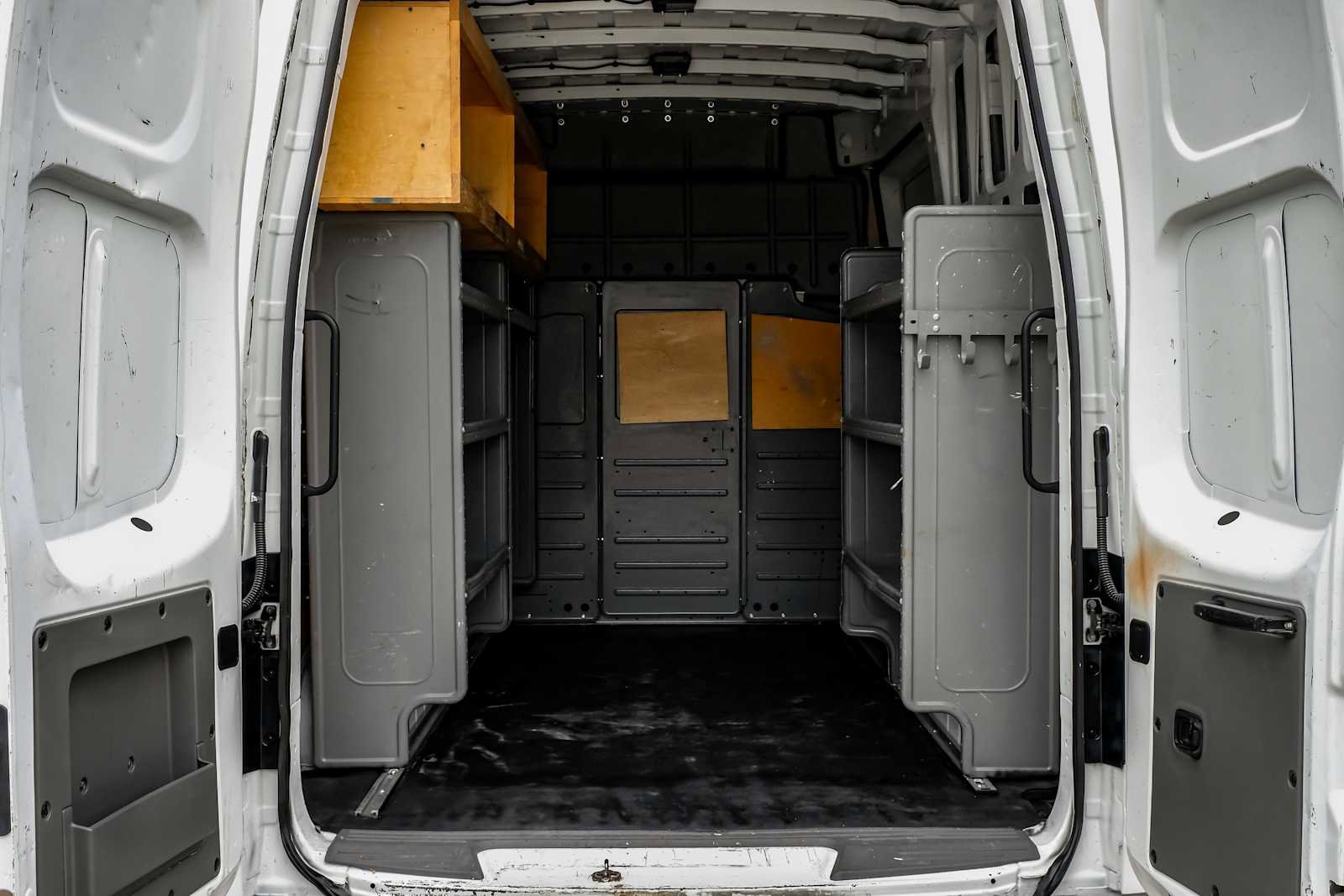 Used 2020 Nissan NV 2500 SV image 52