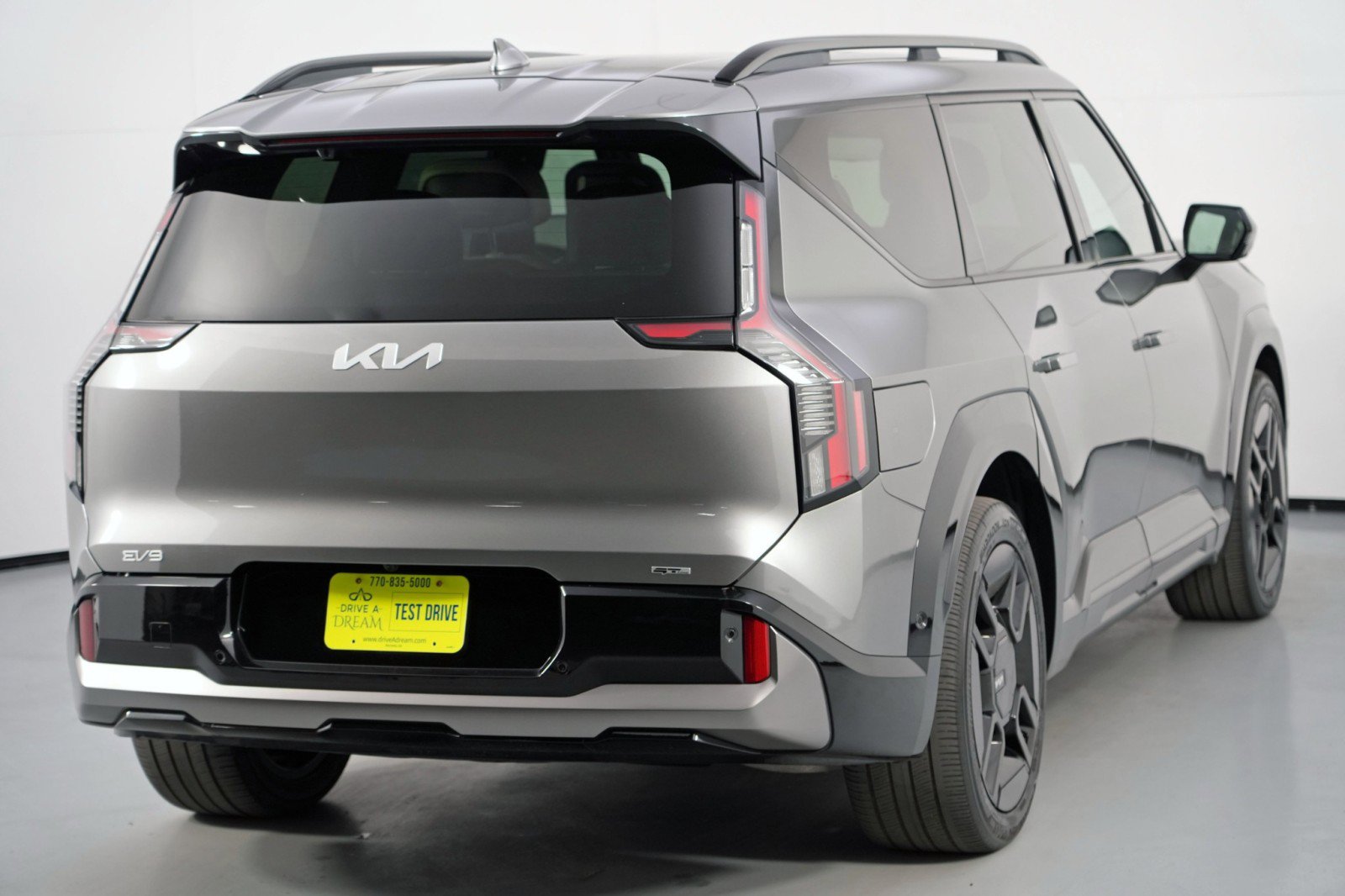 Used 2024 Kia EV9 GT-Line image 64