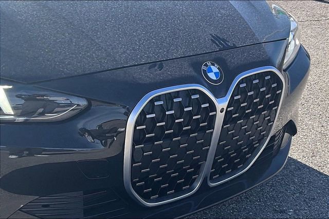 Used 2025 BMW 430i Coupe w/ Premium Package image 28