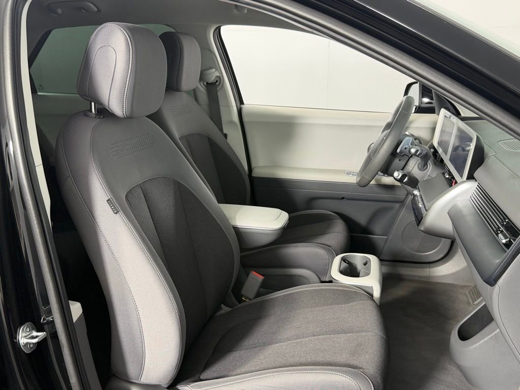 Used 2024 Hyundai Ioniq 5 SEL RWD image 32