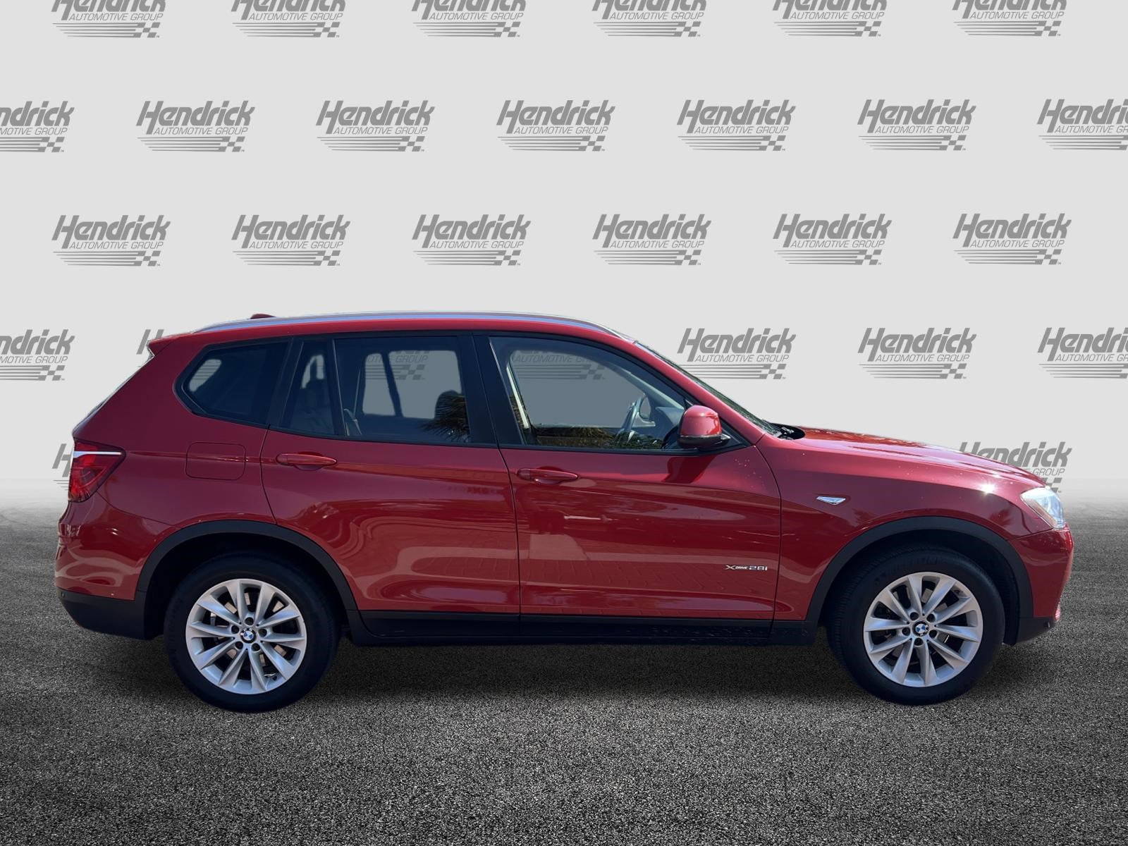 Used 2017 BMW X3 xDrive28i AWD/4WD image 11