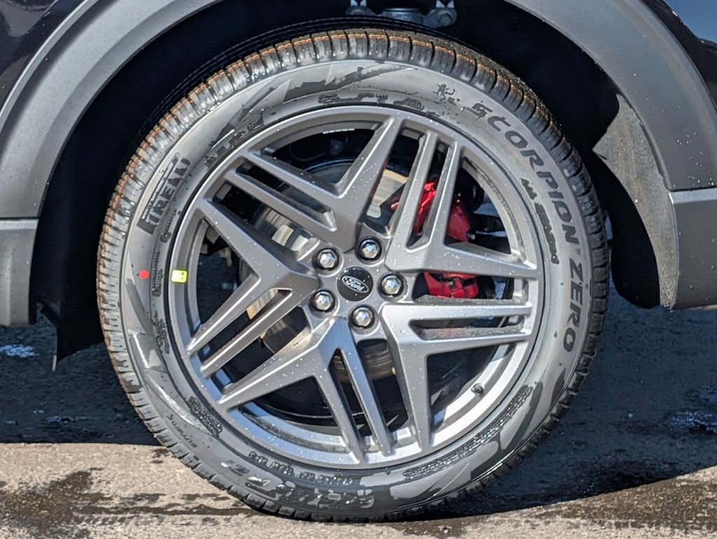 New 2026 Ford Explorer ST w/ Sun And Sound Package image 17