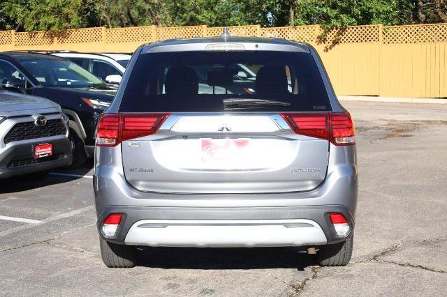 Used 2019 Mitsubishi Outlander SE AWD/4WD image 6