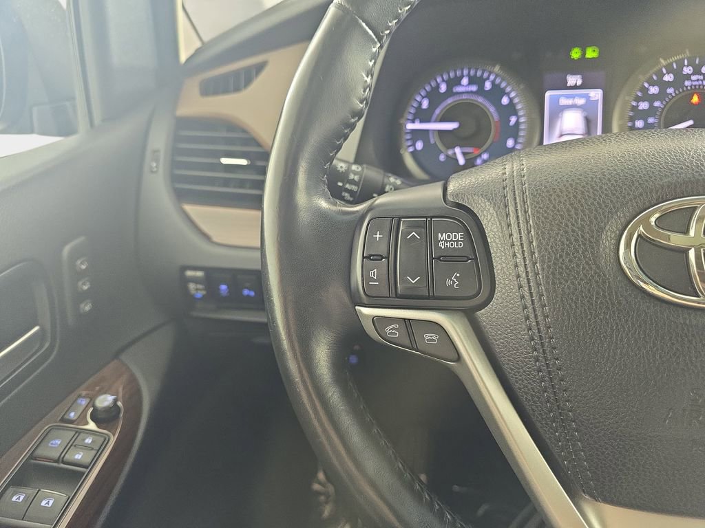 Used 2017 Toyota Sienna Limited Premium w/ Protection Package AWD/4WD image 21