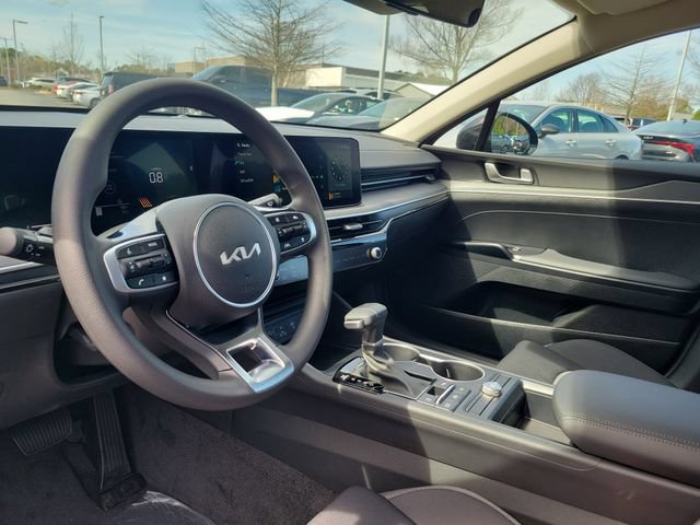 New 2026 Kia K5 LXS FWD image 11