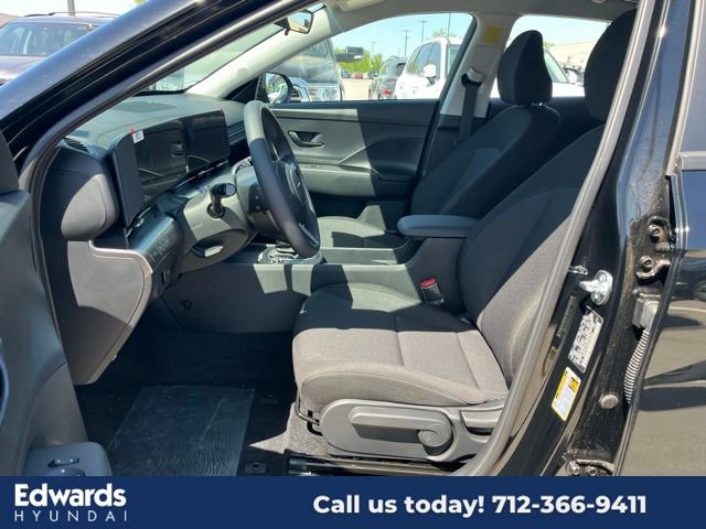 New 2025 Hyundai Kona SE image 11