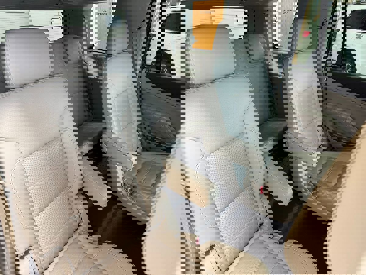 Used 2015 GMC Yukon Denali w/ Touring Package image 46